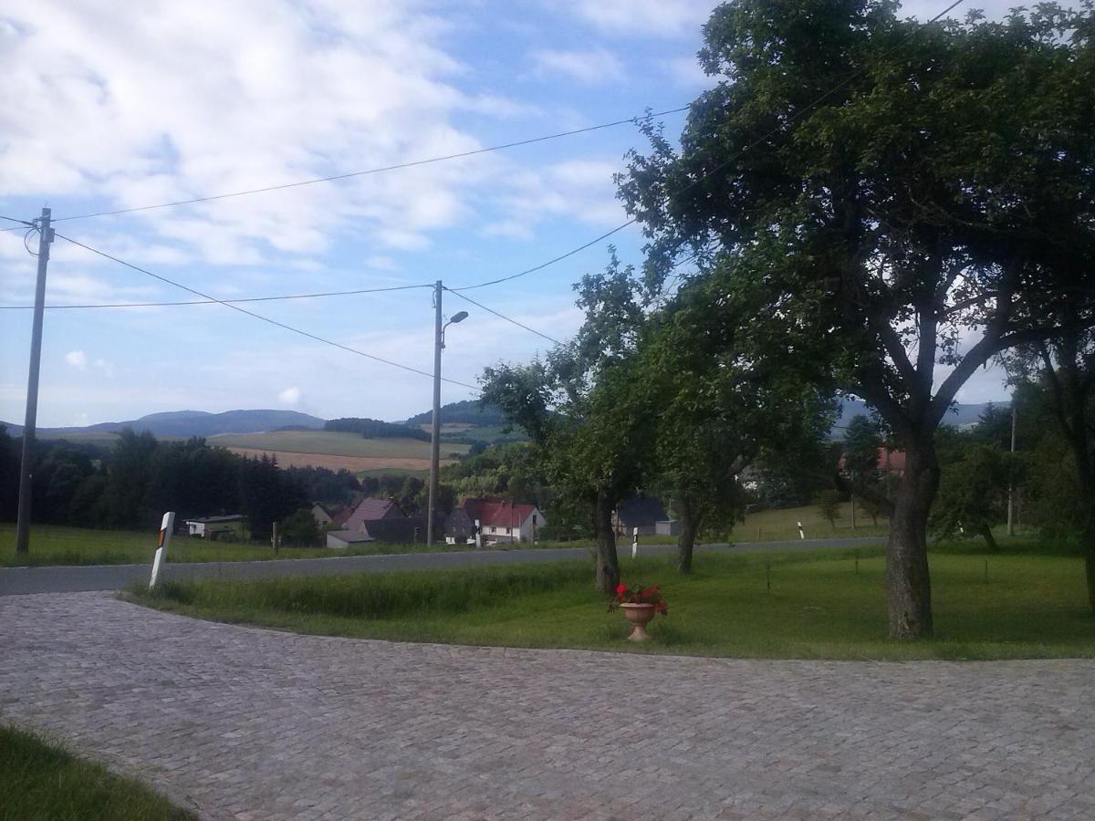 -Am Fuss Zum Zittauer Gebirge- Apartment Hainewalde ภายนอก รูปภาพ
